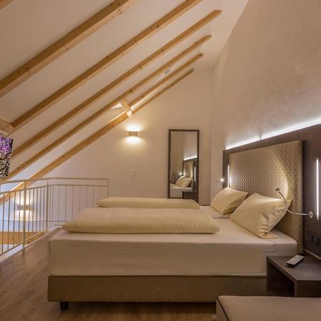 Hotel-Jakobslust Grünstadt Εξωτερικό φωτογραφία