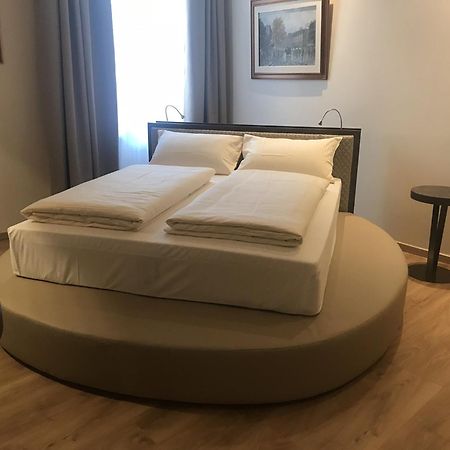 Hotel-Jakobslust Grünstadt Δωμάτιο φωτογραφία