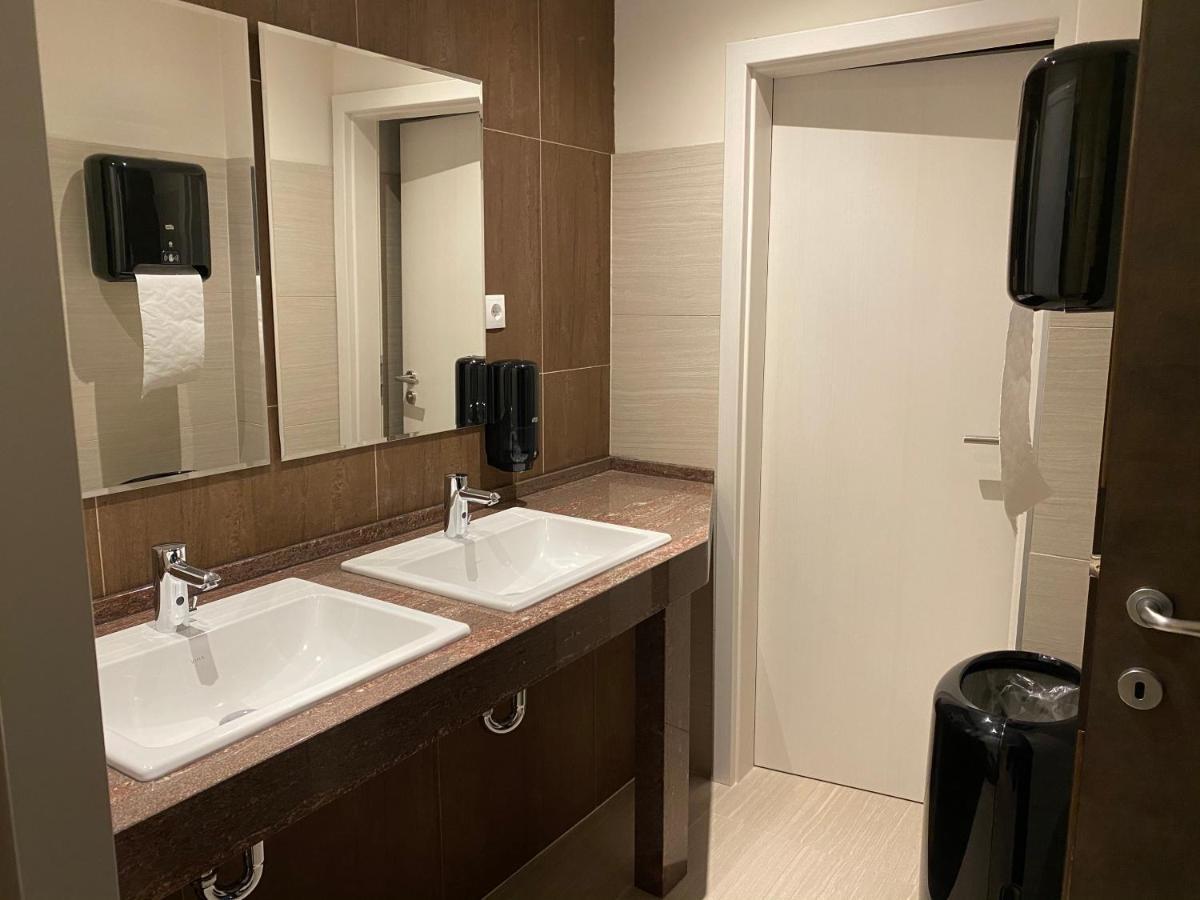 Hotel-Jakobslust Grünstadt Εξωτερικό φωτογραφία