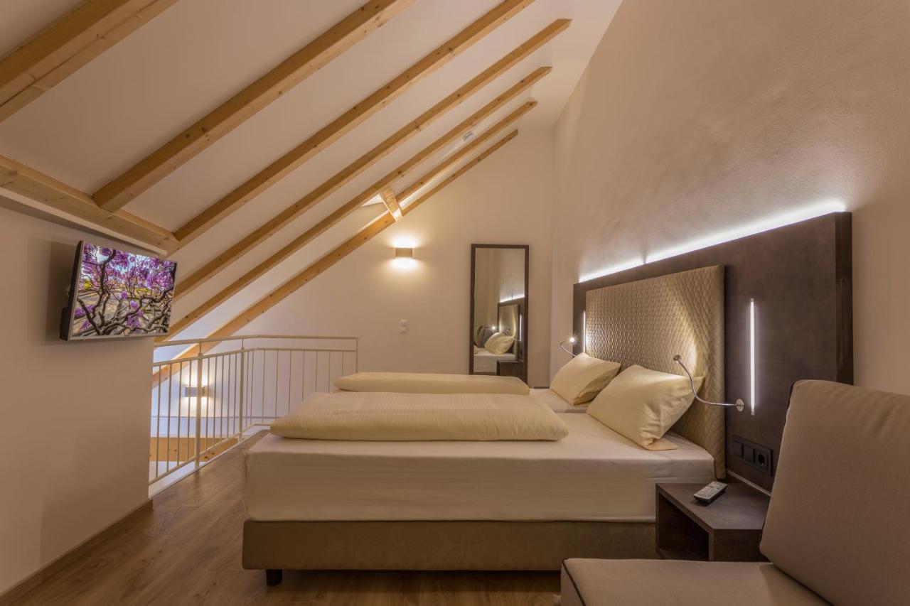 Hotel-Jakobslust Grünstadt Εξωτερικό φωτογραφία