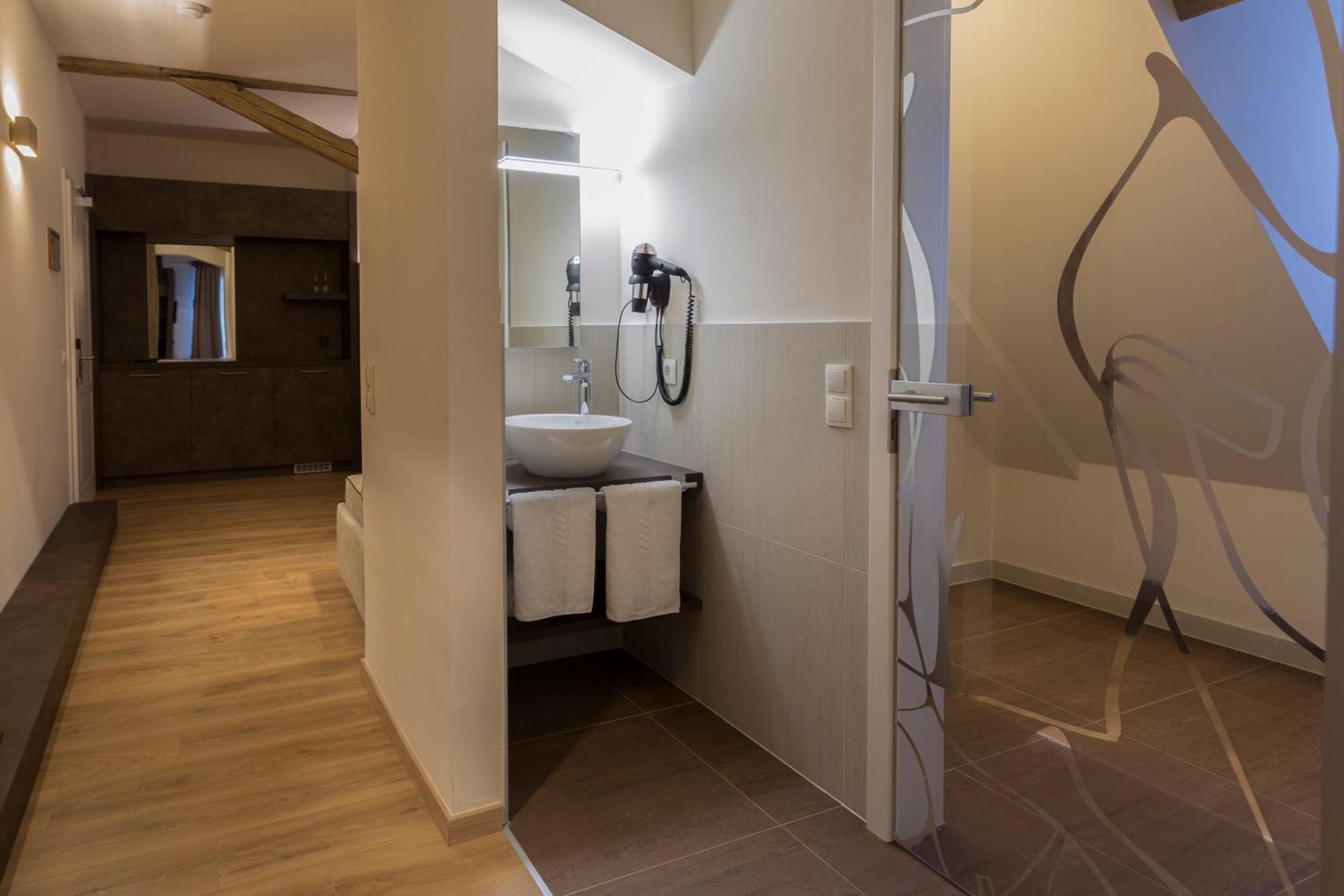 Hotel-Jakobslust Grünstadt Δωμάτιο φωτογραφία
